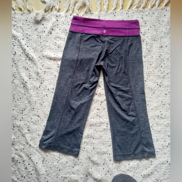 Lululemon Clam Digger Purple And Heathered Gray Capris - Picture 3 of 13